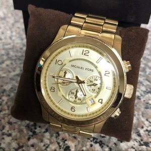 Michael Kors Oversized Runway Watch Gold